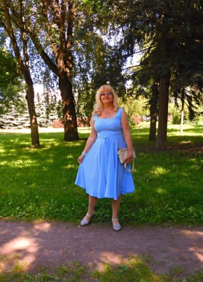 Людмила из Колпино 68 лет