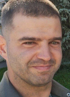 Петр из Новомосковска 36 лет