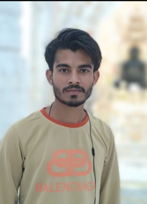 Singer banu giri, 25, India, Jahāzpur