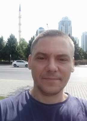 Василий, 43, Россия, Калуга