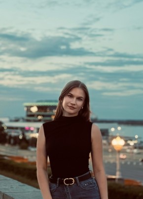 Полина из Волгограда 18 лет