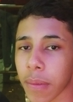 Felipe из São Vicente 22 года