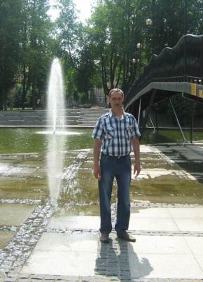 Андрей, 60, Россия, Гусев