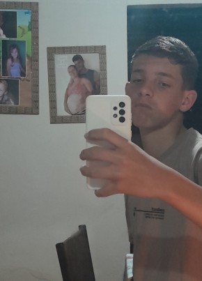 Victor из Governador Valadares 22 года