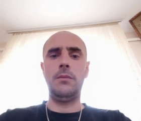 Vlad, 44, Chisinau