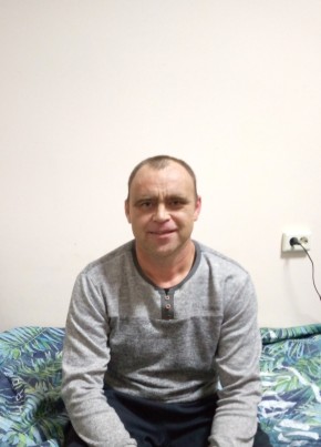 Толян из Богдановича 20 лет