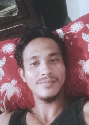 Ari, 31, Indonesia, Kota Makassar