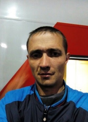 Павел, 39, Россия, Вырица