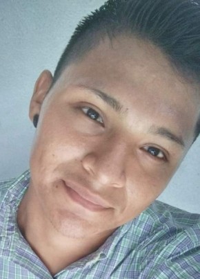 Alfredo López, 22, República de Nicaragua, Managua