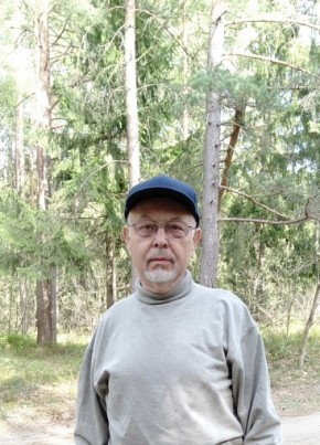 Boris Novozhilov, 77, Russia, Kaliningrad