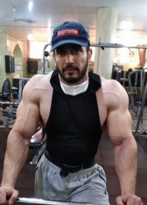 Amir Saadat, 24, Ελληνική Δημοκρατία, Θεσσαλονίκη