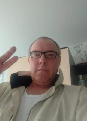 Николай из Гатчины 54 года