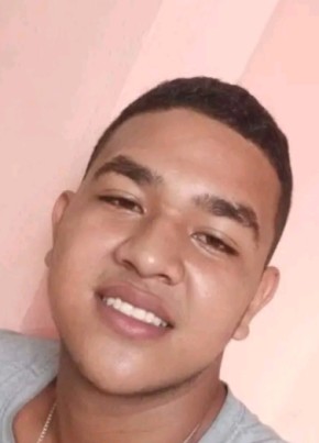 Shamir, 19, Costa Rica, Limon