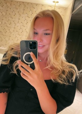 Анна из Москвы 32 года