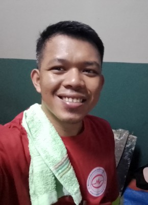 Mike из Quezon City 34 года