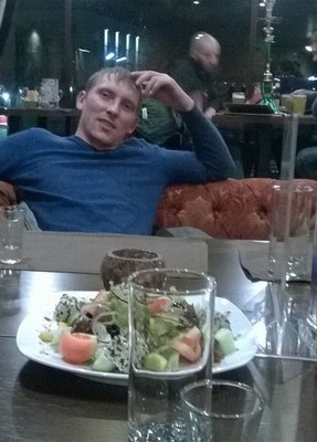 Александр, 39, Россия, Луга