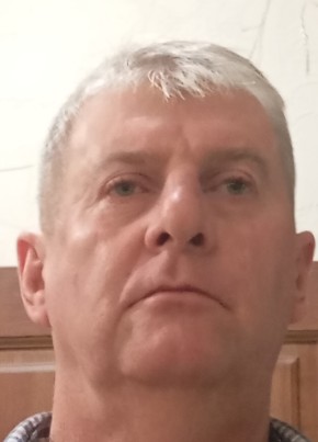 Анатолий из Воронежа 56 лет