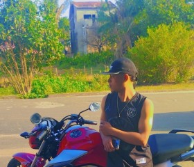 Marlon, 25, Santa Helena