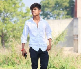 Sumit Sharma, 22 года, Aligarh