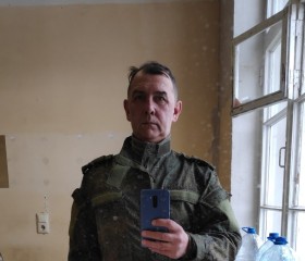 Виталий, 52 года, Луга