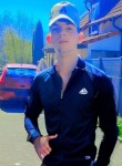 Maksim, 19, Ehingen