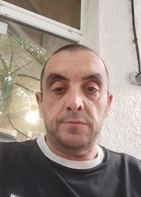 Вазген из Новошахтинска 48 лет