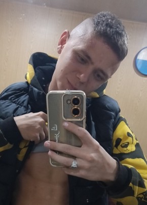 Андрей из Ульяновска 19 лет