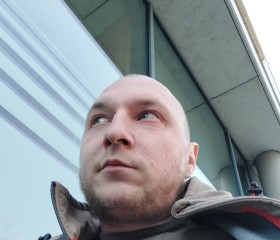Bartosz, 28, Hagen (North Rhine-Westphalia)