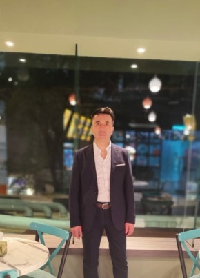 Mert из Denizli 36 лет