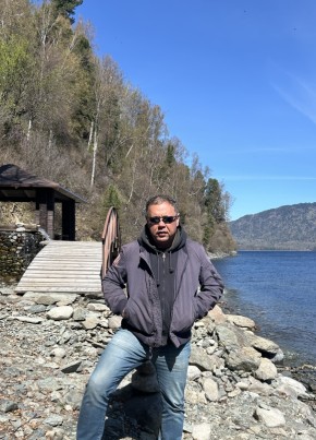 Дмитрий из Сургута 46 лет