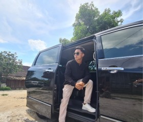 Boyka, 24, Purwodadi