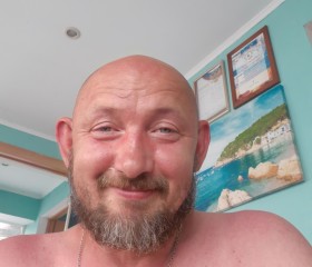 Dmitriy, 52, Rotherham