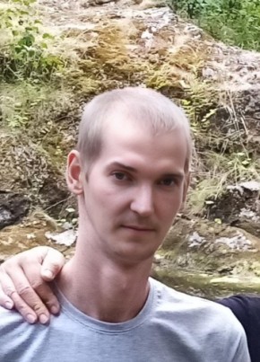 Александр, 33, Россия, Серов