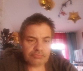 Nagy Gábor, 46, Budapest XIX. keruelet