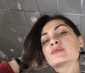 Lana, 27, Yekaterinburg