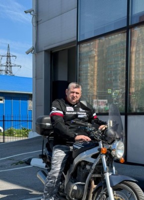 Алексей из Новосибирска 51 год