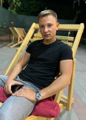 Богдан, 26, Україна, Лозова