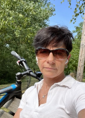 Anna из Frankfurt am Main 51 год