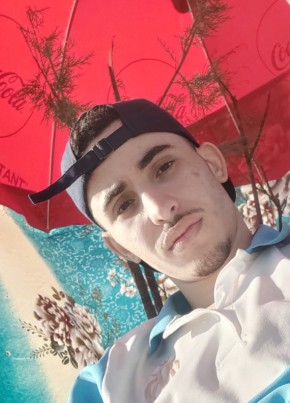 Bakunoda, 23, People’s Democratic Republic of Algeria, Tamalous