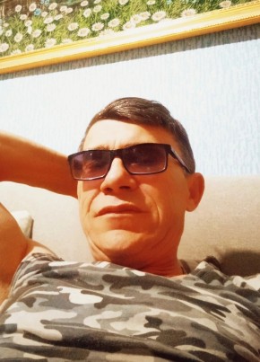 Саня из Санкт-Петербурга 53 года