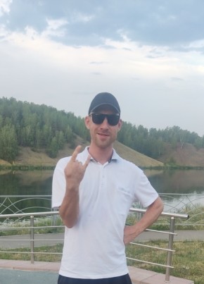 Олег, 34, Россия, Екатеринбург