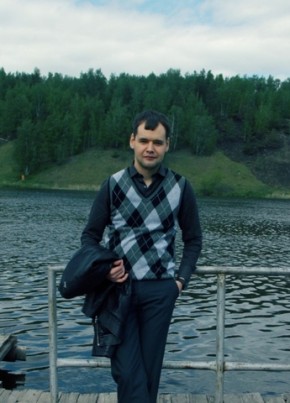 Артем из Каменск-Уральския 35 лет