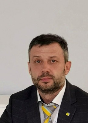 Олег из Новосибирска 50 лет
