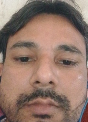 Asgar, 33, India, Ahmedabad