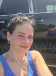 Yuliya, 46, Saint Petersburg
