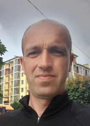 Степан, 40, Україна, Ужгород