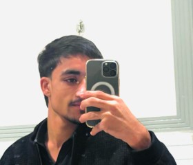 HAMZA KHAN, 18, Peshawar