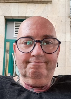 Daniel daraux из Le Puy-en-Velay 59 лет