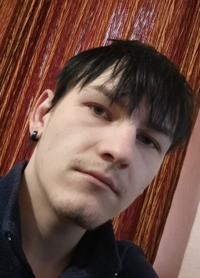 Олег из Киров (Кировской обл.) 26 лет