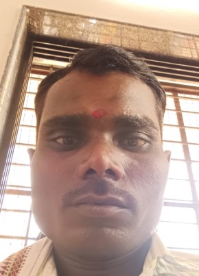 Suresh, 31, India, Pune